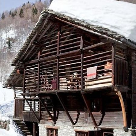 Chalet Walser Ai Piedi Del Monte Rosa Apartman Alagna Valsesia Kültér fotó